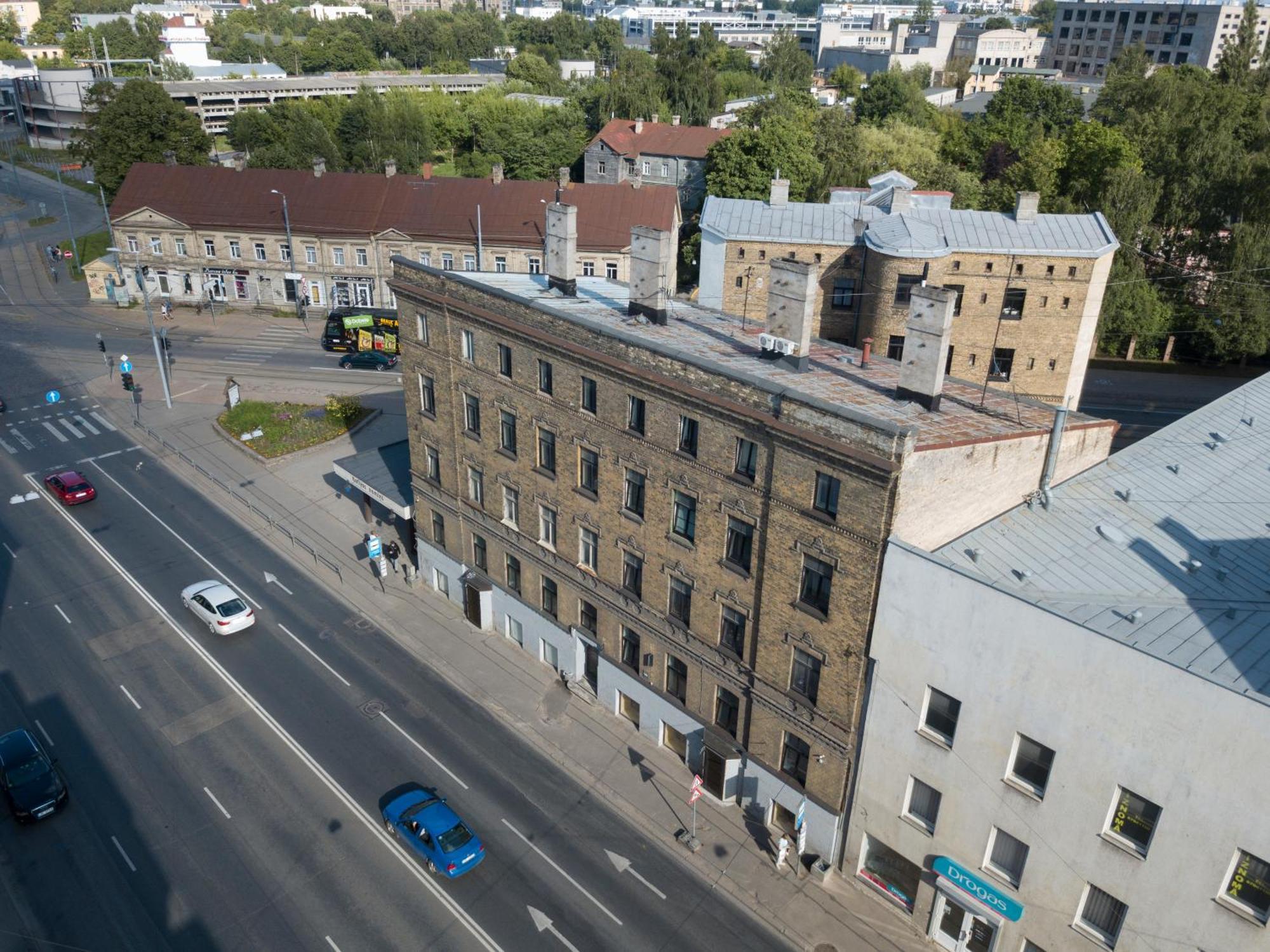 Aparthotel Riga Bagian luar foto The building of the former Kaunas Jewish school