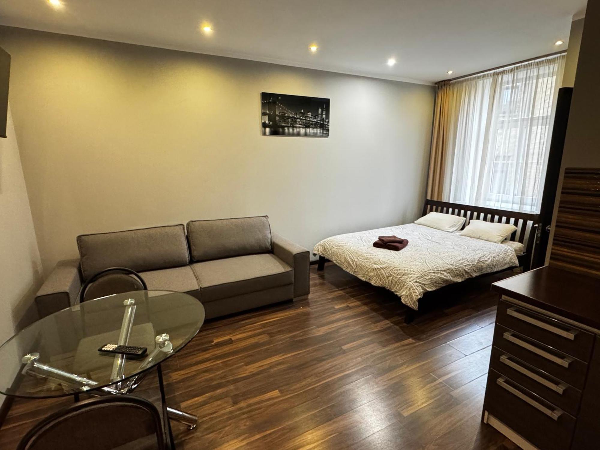 Aparthotel Riga Bagian luar foto A studio apartment in London
