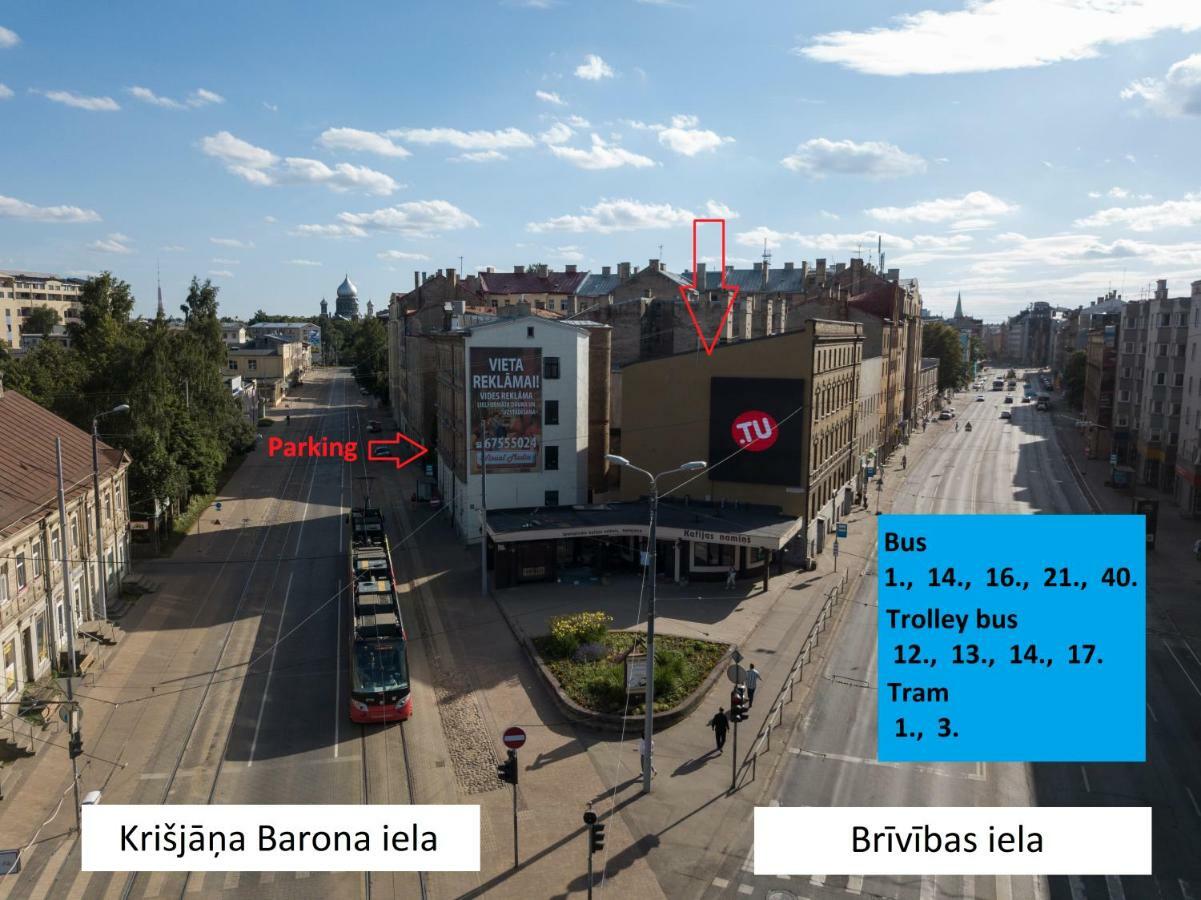 Aparthotel Riga Bagian luar foto Location of the bus stop